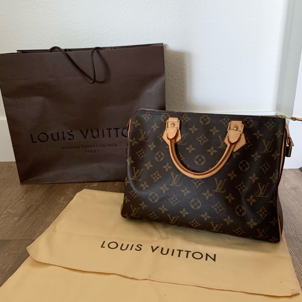 Louis Vuitton Speedy 30